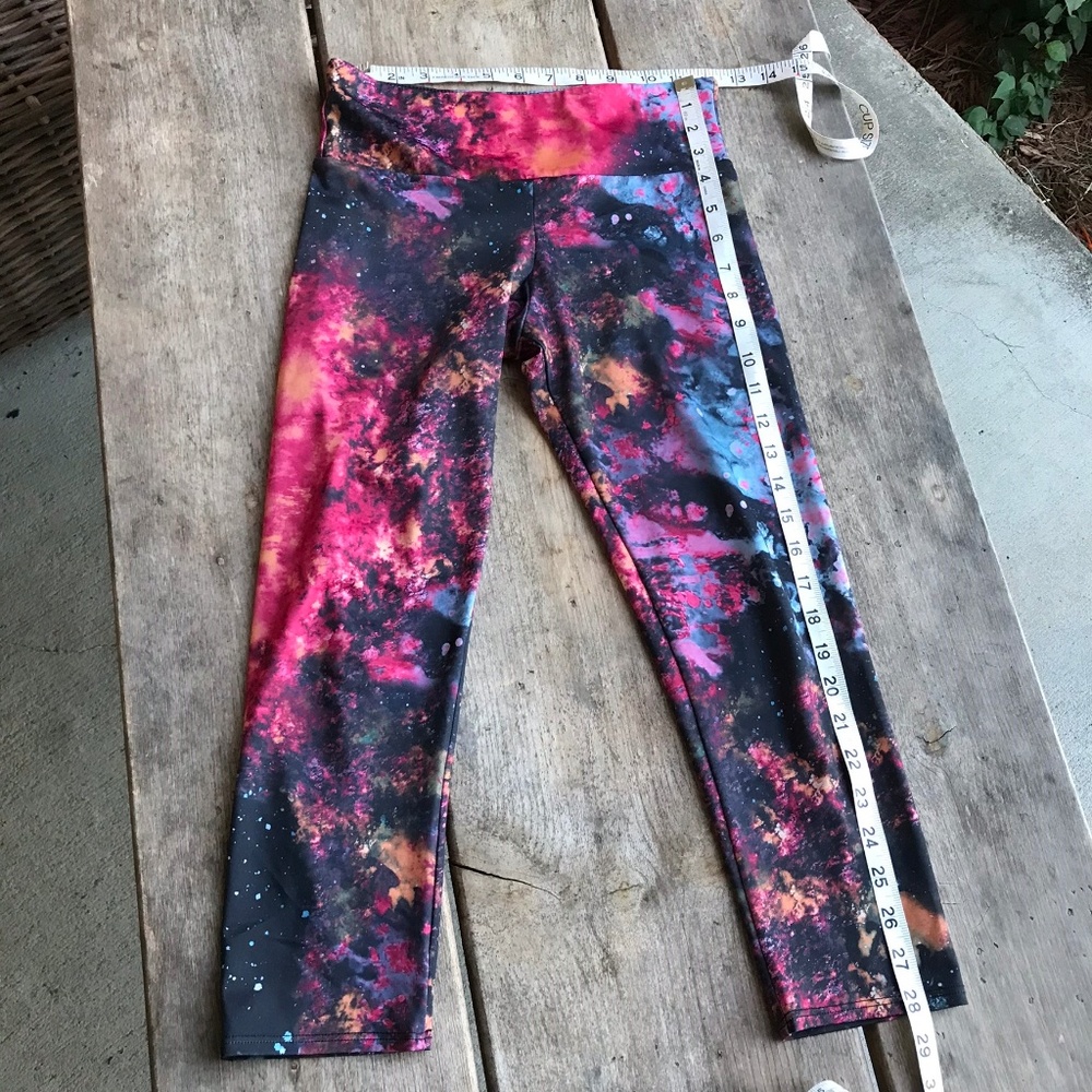 Onzie Galaxy Capri Miguel Leggings Pink Black XS - Picture 6 of 8